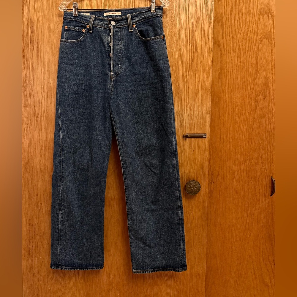 Levi’s Ribcage straight jeans size 29